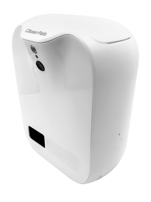 Closer Pets TreatView Pet Camera with Treat Dispenser (iOS/Android Compatible)